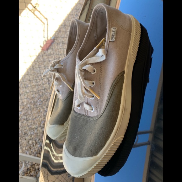 Keen Other - KEEN Gray/dark Gray Canvas Sneakers Rubber Toe 9